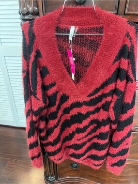 Fuzzy V-Neck Zebra-Stripe Sweater - Red & Black